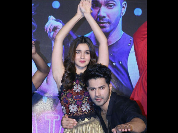 Varun and Alia brilliantly imitate B'wood stars on Koffee with Karan Varun and Alia brilliantly imitate B'wood stars on Koffee with Karan
