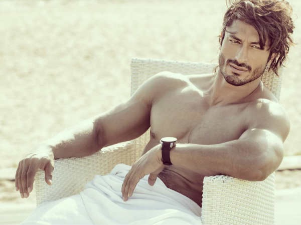 Commando 2 2nd Day Collection, Remains Decent on Saturday Commando 2 2nd Day Collection, Remains Decent on Saturday