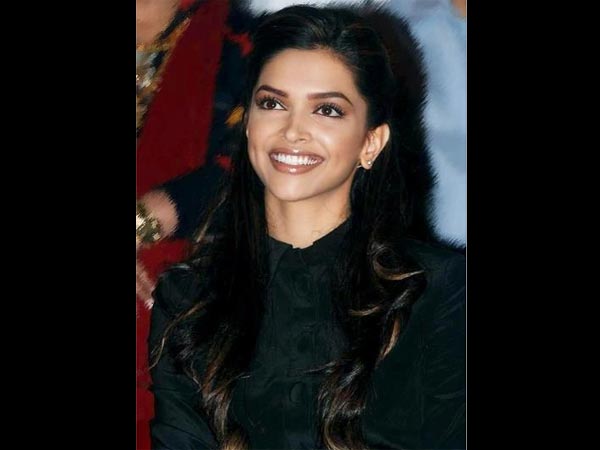 Is That True? Deepika Padukone Left Shah Rukh Khan Movie For 'Padmavati'?