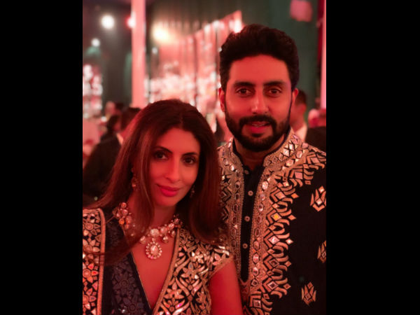 The Bachchans Look Royal At A Family Wedding!
