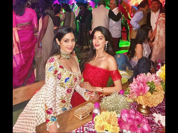 Shiddat: Janhvi Kapoor thanks Madhuri Dixit for stepping into Sridevi's shoes