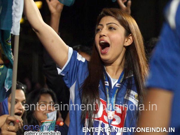 Pranitha 