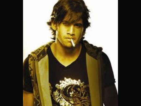 Naga Chaitanya Smoking On Screen