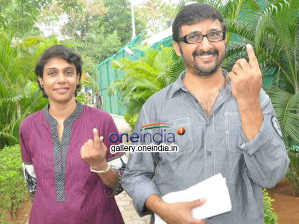 BVS Ravi Casts Vote In AP Elections