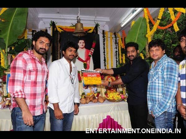 Junior NTR Clapping To Launch Kalyan Ram's New Film Pataas