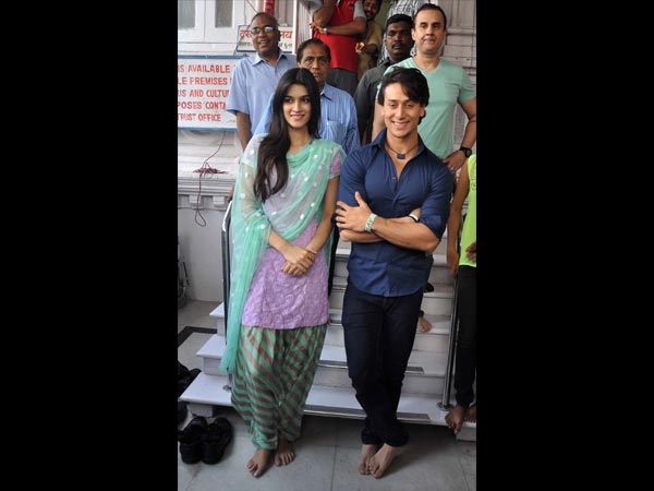 Hero-Heroine Posing
