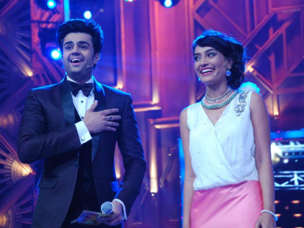 Hosted By Host/Comedian Manish Pual And Qubool Hai fame, Surbhi Jyoti