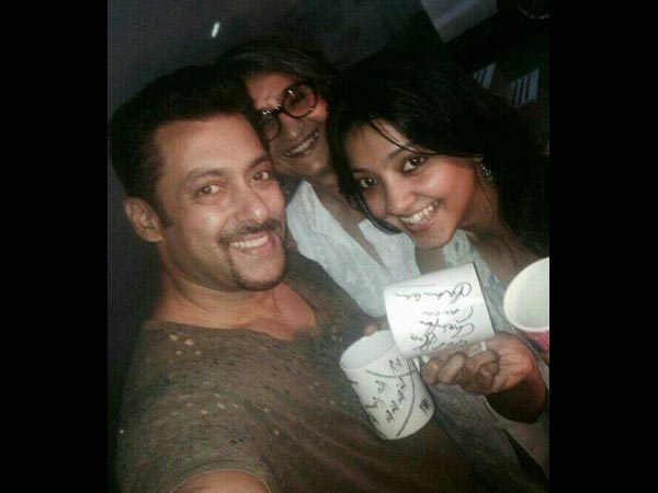 Salman With A Fan