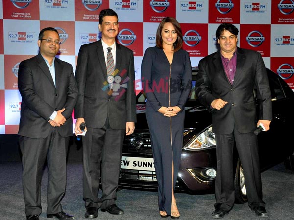 Sonakshi With Officials