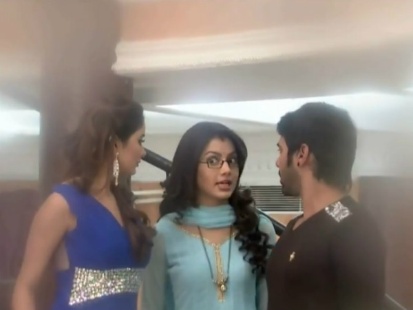 Pragya Knows Abhi Better Than Any